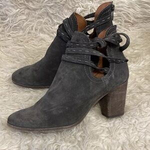 3-4 Frye Womens Boots Booties 8.5 Gray Gio Suede Stacked Heel